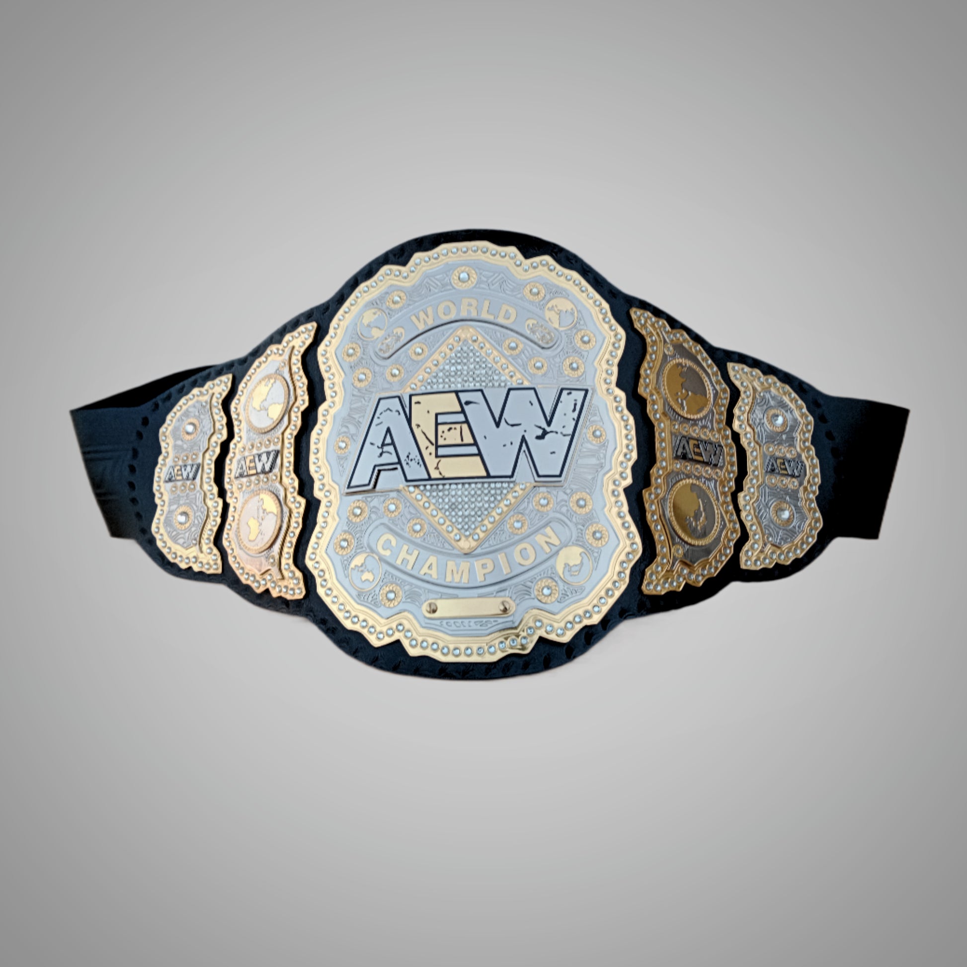 Men's AEW World Heavyweight Championship Belt Replica in V3 design.